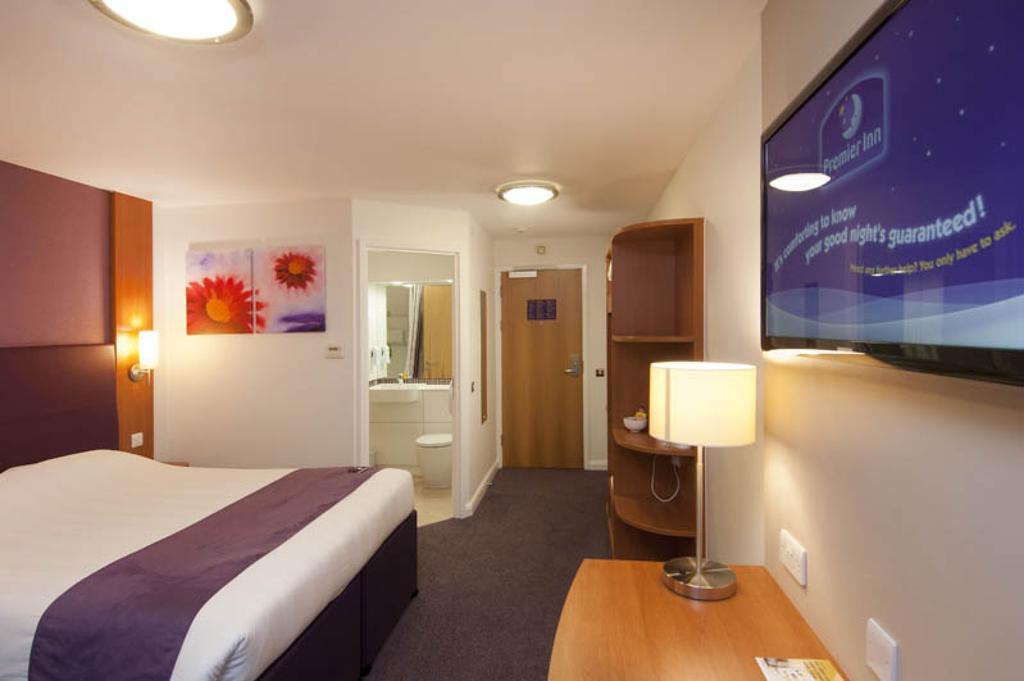 Premier Inn Newcastle - Gosforth/Cramlington Exterior foto